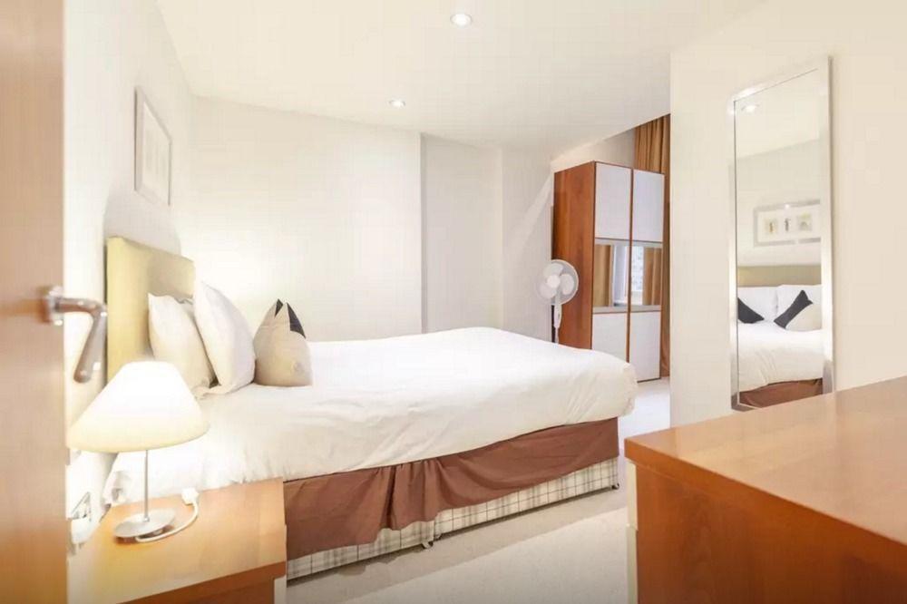 Princes Square Apartments London Exteriör bild